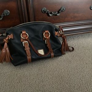 Dooney & Bourke